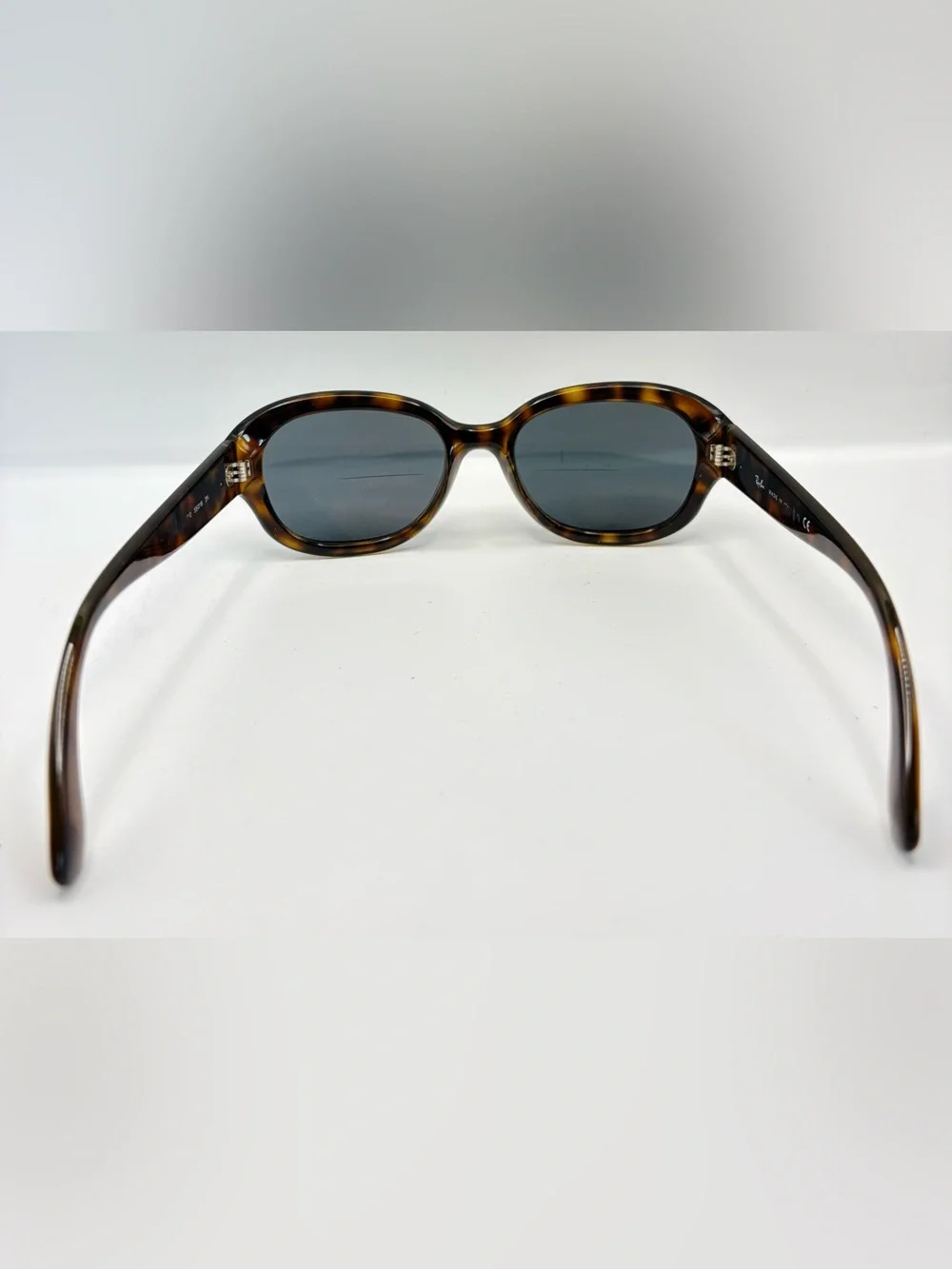 Ray-Ban listing pair